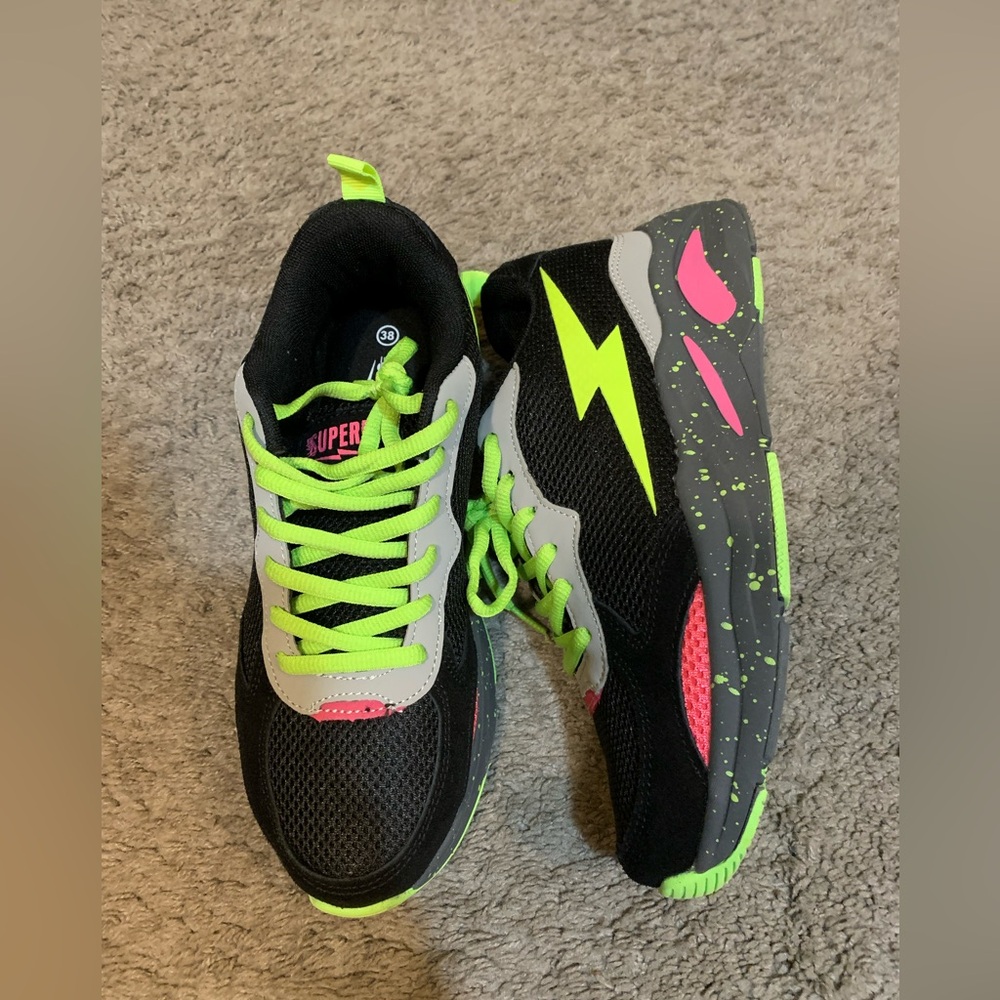 Superb Sportwear  Shoe “Turbo Runner”